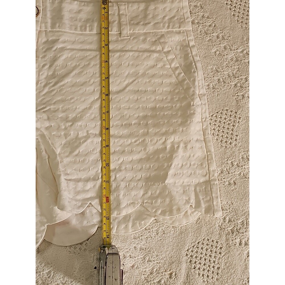 Crown & Ivy Shelby Women's White Shorts w Pockets see measurements Size 8 - Picture 8 of 10